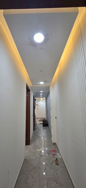Building Lobby in 2 BHK Builder Floor at Amar Colony – for Sale
