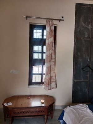 Room in 1 BHK Builder Floor at Sector 18 – for Rent