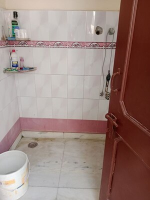 Bathroom in 1 BHK Builder Floor at Sector 18 – for Rent