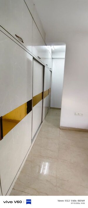 Room in 3 BHK Builder Floor at Palam Vihar – for Sale