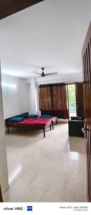 Bedroom in 3 BHK Builder Floor at Palam Vihar – for Sale