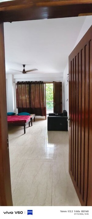 Bedroom in 3 BHK Builder Floor at Palam Vihar – for Sale