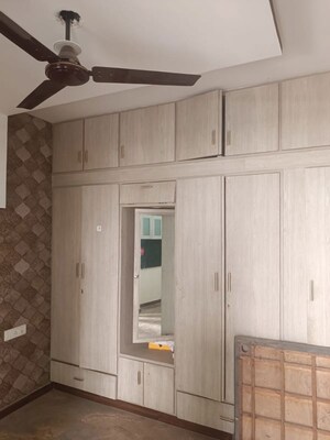 Room in 2 BHK Apartment at Rt Nagar – for Rent