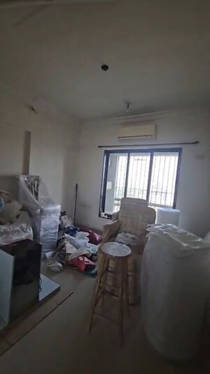 Bedroom in 2 BHK Apartment at Chembur – for Rent