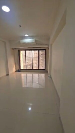 Living Room in 2 BHK Apartment at Chembur – for Rent