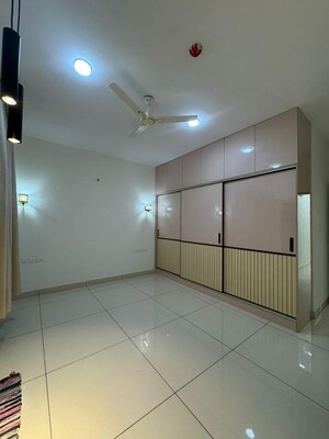 3 BHK Apartment For Rent in Mantri Lithos, Thanisandra