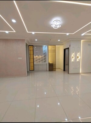 Room in 3 BHK Apartment at Aparna Zenon, Puppalaguda – for Rent