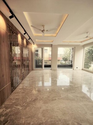 Building Lobby in 4 BHK Builder Floor at Nirvana Country – for Rent