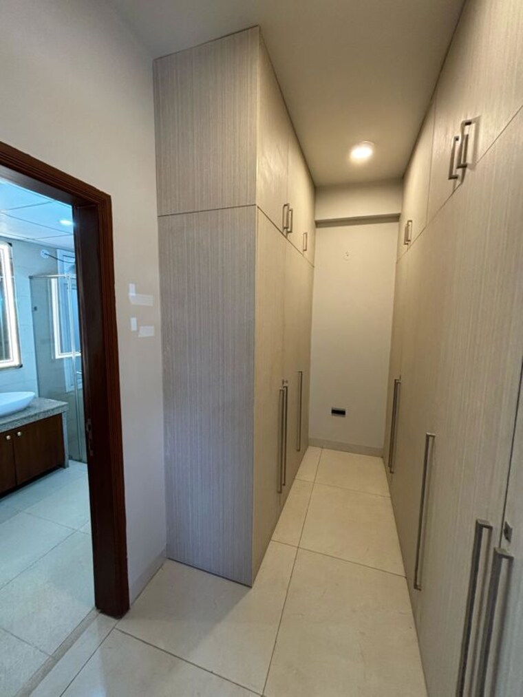 Bathroom, signature-global-park-4-and-5 2.5 Bedroom 1081 Sq.Ft. Apartment In Sohna Sector 36 Gurgaon 10792759