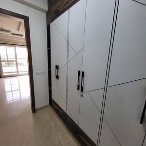 Room in 3 BHK Builder Floor at Sector 57 – for Rent