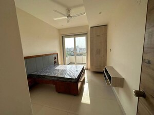 Kitchen in 1 BHK Builder Floor at Sector 57 – for Rent