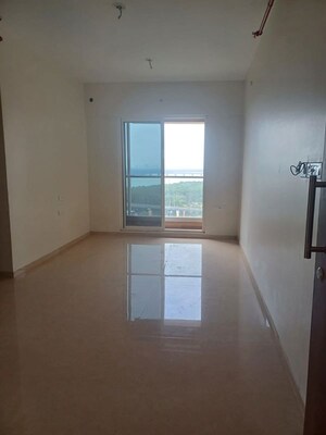 Room in 2 BHK Apartment at Dosti Tulip, Balkum Pada – for Rent