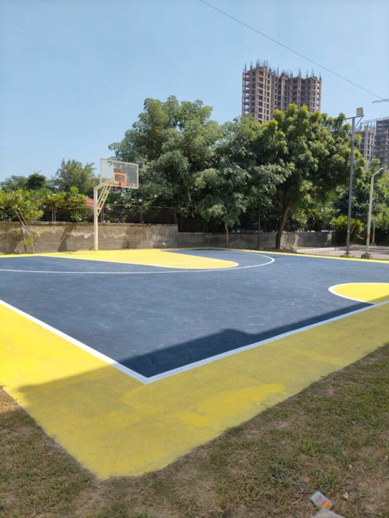 Swimming Pool, jaypee-greens-kingswood-oriental 5 Bedroom 5080 Sq.Ft. Villa In Sector 128 Noida 10792875