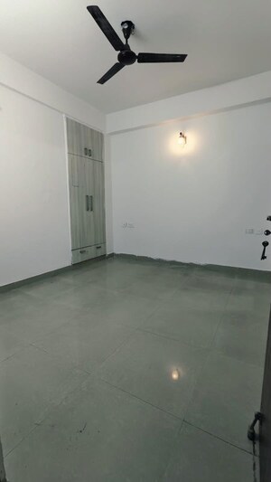 3 BHK Apartment For Sale in KW Srishti, Raj Nagar Extension