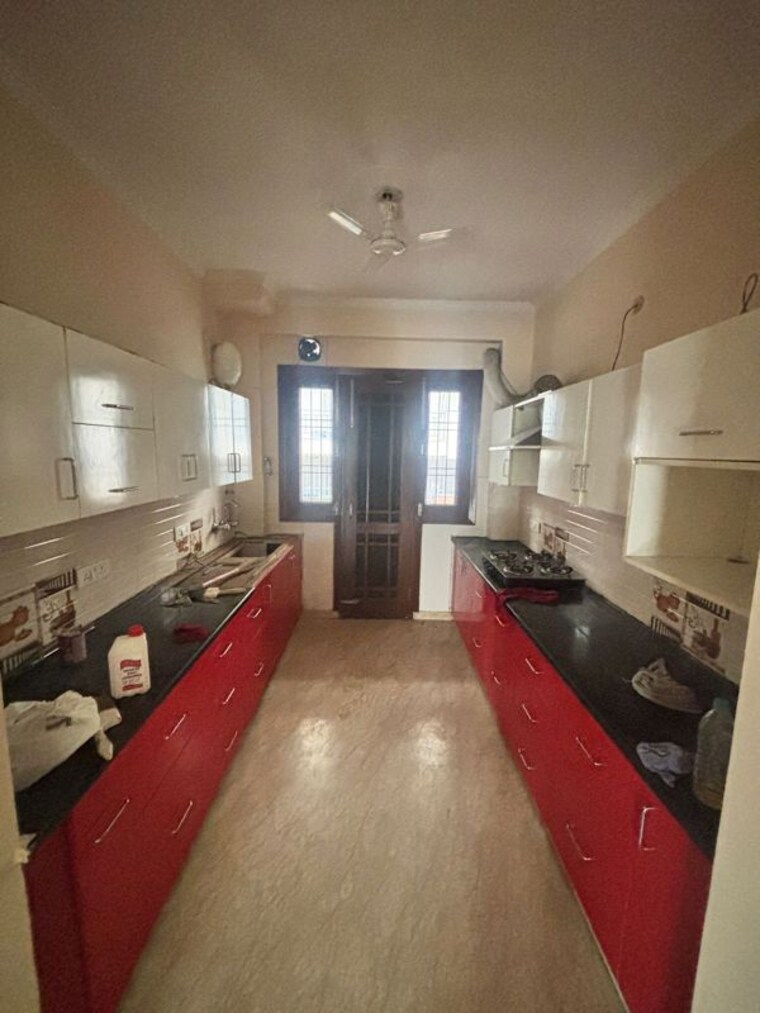 Kitchen, unitech-south-city-ii 4 Bedroom 318 Sq.Yd. Builder Floor In Sector 50 Gurgaon 10792883
