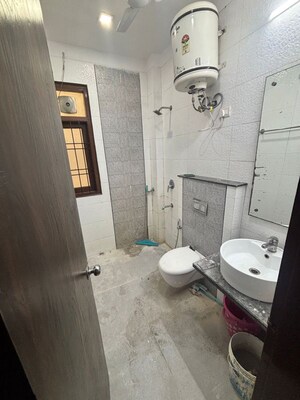 Bathroom in 4 BHK Builder Floor at Unitech South City II, Sector 50 – for Rent