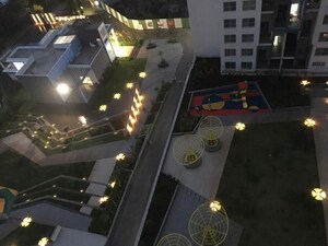Furnished Amenities in 2 BHK Apartment at Kohinoor Tinsel Town, Hinjewadi – for Rent