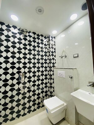 Team Area in 1 BHK Builder Floor at Uttam Nagar West – for Rent