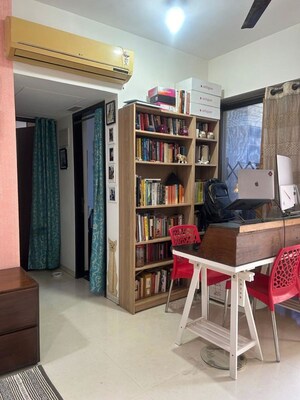 Living Room in 1.5 BHK Apartment at Lodha Eternis, Andheri East – for Rent