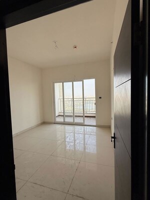 Room in 3 BHK Apartment at Candeur Crescent, Serilingampally – for Sale