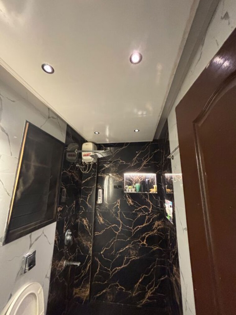 Team Area, evershine-millenium-paradise 2 Bedroom 650 Sq.Ft. Apartment In Kandivali East Mumbai 10792938