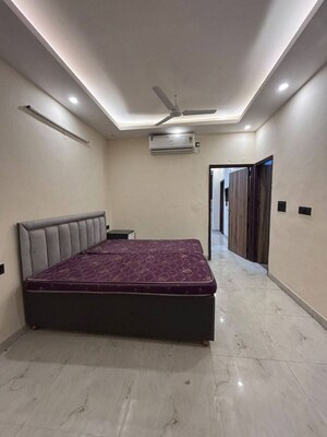 2 BHK Apartment For Rent in Saket