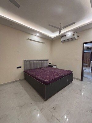 Bedroom in 2 BHK Apartment at Saket – for Rent