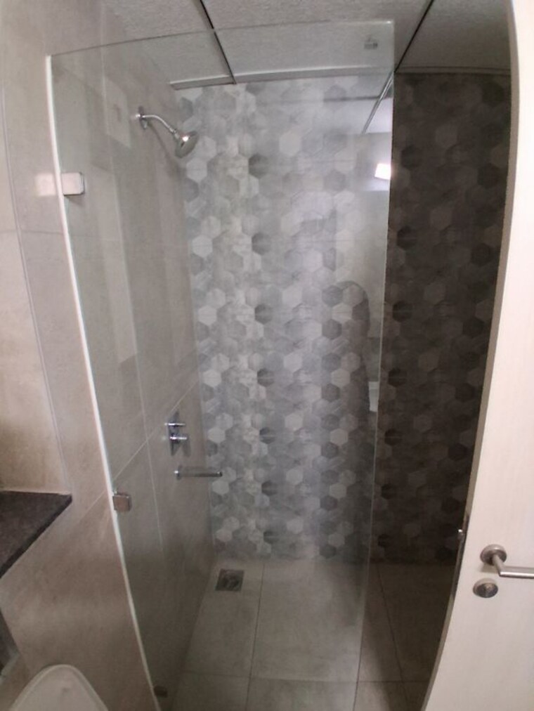 Bathroom, anant-raj-the-estate-floors 3.5 Bedroom 2400 Sq.Ft. Apartment In Sector 63a Gurgaon 10793003