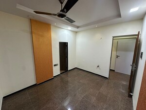 Room in 3 BHK Apartment at Ic Colony – for Rent