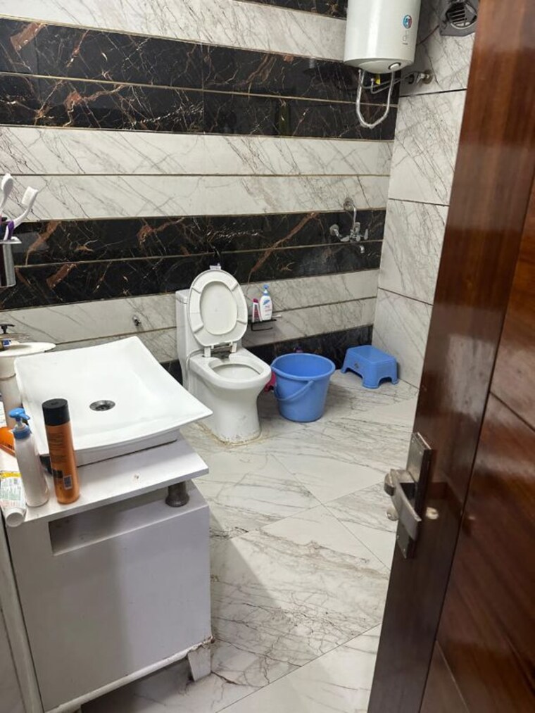Team Area, nk-savitry-enclave 2 Bedroom 1220 Sq.Ft. Apartment In Vip Road Zirakpur 10793026
