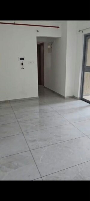 Room in 3 BHK Apartment at Renuka Panchtattva, Tathawade – for Rent