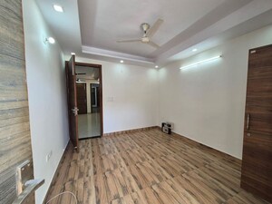 Bedroom in 2 BHK Builder Floor at Chattarpur – for Rent