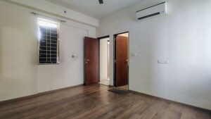 Room in 2 BHK Apartment at Gera Song Of Joy, Kharadi – for Rent