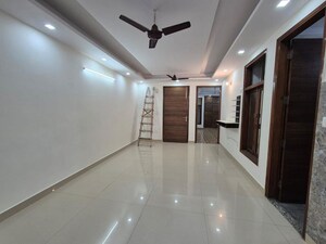 Living Room in 2 BHK Builder Floor at Chattarpur – for Rent