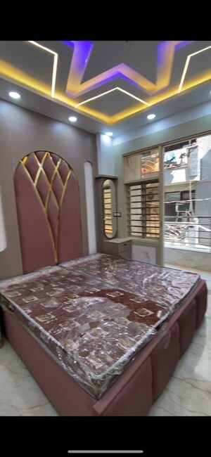 Bedroom in 2 BHK Builder Floor at Uttam Nagar – for Sale