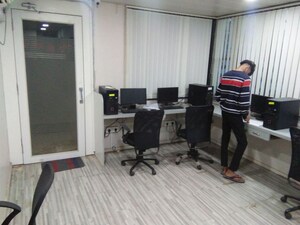 Team Area in  Office Space at Kukreja Center, Cbd Belapur Sector 11 – for Rent