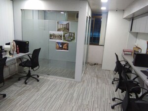Team Area in  Office Space at Kukreja Center, Cbd Belapur Sector 11 – for Rent