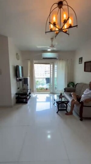 2 BHK Apartment For Rent in Chembur