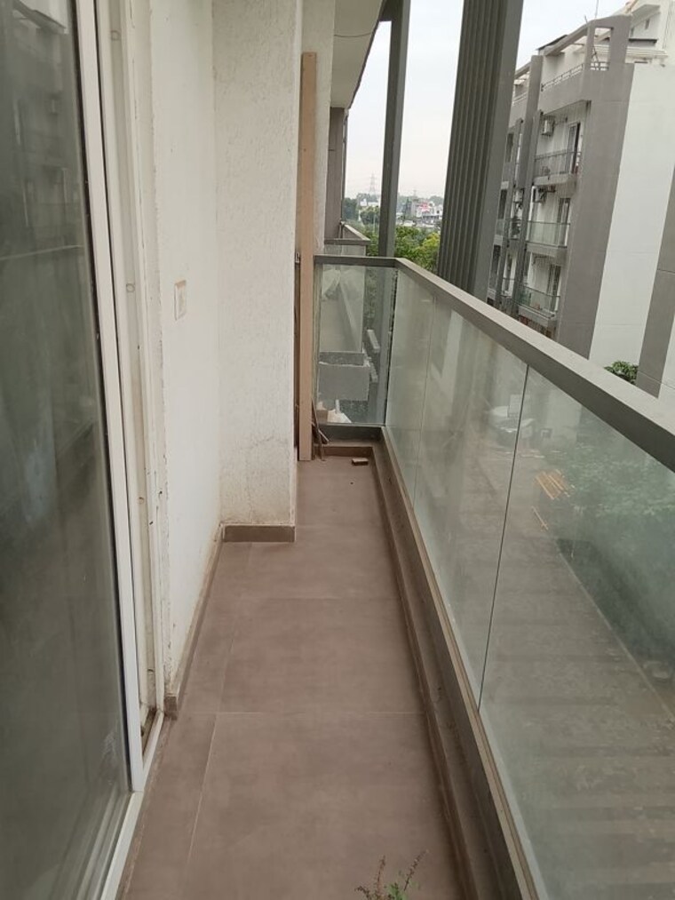 Balcony, smart-world-gems 3.5 Bedroom 1494 Sq.Ft. Apartment In Sector 89 Gurgaon 10793138