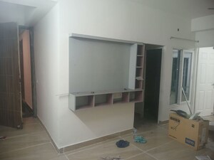 Room in 3 BHK Apartment at Migsun Twiinz, Eta Ii Greater Noida – for Rent