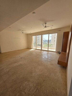 Room in 3.5 BHK Apartment at Vatika Sovereign Park, Sector 99 – for Sale