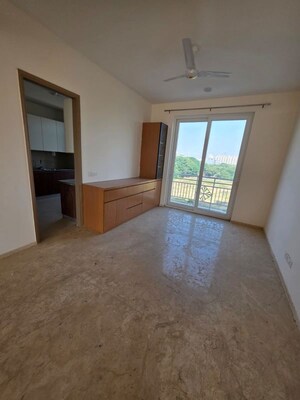 Room in 3.5 BHK Apartment at Vatika Sovereign Park, Sector 99 – for Sale