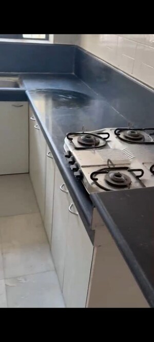 Furnished Amenities in 3 BHK Apartment at Cuffe Parade – for Rent