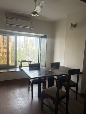 Room in 1 BHK Apartment at Bandra West – for Rent