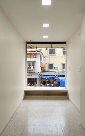  Shop For Sale in Thane West