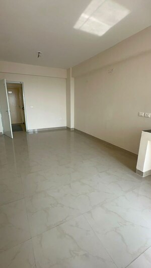 Room in 1 BHK Apartment at Bedarwals Sixty Three Golf Drive, Sector 63 – for Rent