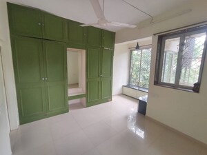 Room in 1 BHK Apartment at Bandra West – for Rent