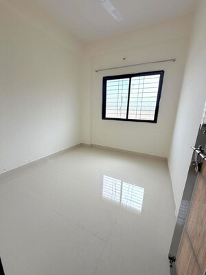 Room in 2 BHK Apartment at Kharadi – for Rent