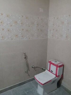 Bathroom in 3 BHK Builder Floor at RWA Apartments Sector 47, Sector 47 – for Rent