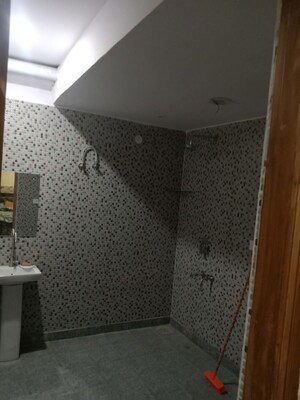 Bathroom in 3 BHK Builder Floor at RWA Apartments Sector 47, Sector 47 – for Rent